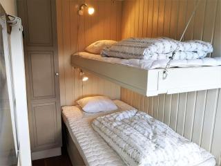 Central Pet-Friendly Flat with Sauna - 6