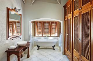Relaxing Beachfront Home - La Paloma 4 bed - 5