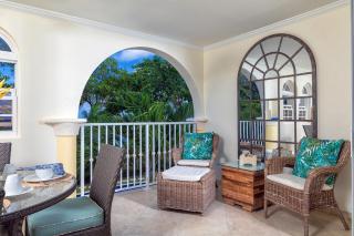 Modern Beachfront Condo with Pool - Sapphire 104 - 8