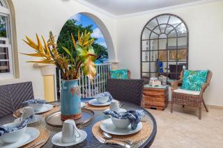 Modern Beachfront Condo with Pool - Sapphire 104 - 9