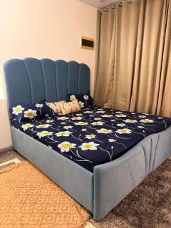 AP Luxe Stays 2BHK Retreat Home Theater - 3