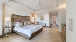 Smugglers Cove 6: Beachfront condo on Paynes Bay Beach - 4
