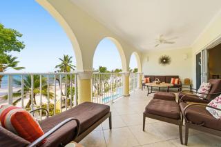 Modern Beachfront Condo with Pool - Sapphire 209 - 0