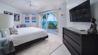 Modern Beachfront Condo with Pool - Sapphire Beach 213 - 3