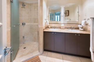 Beachfront Condo with Pool - Sapphire 205 2 bed - 4