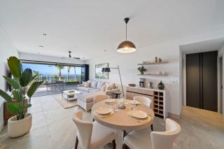 Luxury Romantic Beachfront Condo - Allure 102 - 8
