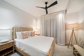 Luxury Romantic Beachfront Condo - Allure 102 - 4