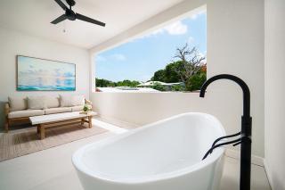 NEW villa with plunge pool 3 mins to beach - Sorrento 10 2 bed - 5