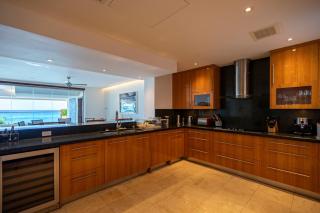 Oceanfront luxury - Portico 1 - 3