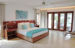 Oceanfront luxury - Portico 1 - 2