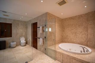 Oceanfront luxury - Portico 1 - 1