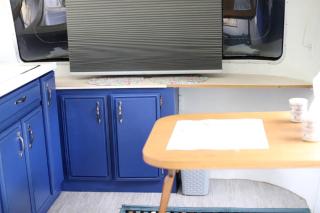 Luxury Caravan Rental Perfect for a Weekend Getaway in Ohio - 4