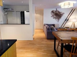 Ski-In Apartment for 8 with Sauna - 8