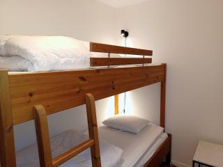 Ski-In Apartment for 8 with Sauna - 3