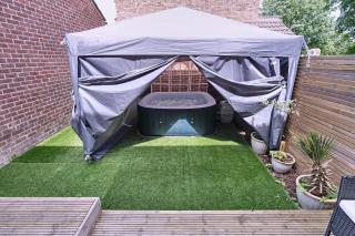 Open Mind Property - Hot Tub Retreat Sleeps 9 - 8