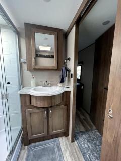 Luxury Fifth Wheel with Lakeside Views near Sam Houston National Forest, Willis, Texas - 2