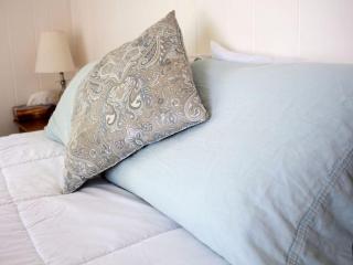 Romantic Luxury Cottage on the Shore of Frenchman’s Bay, Maine - 5