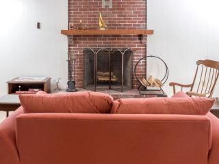 Romantic Luxury Cottage on the Shore of Frenchman’s Bay, Maine - 4