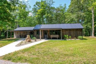 Spacious Modern Cabin with Private Deck for a Memorable Family Getaway near Madison, Ohio - 0