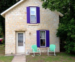 Comfortable Vacation Cottage Rental for Two Guests in Russell County, Kansas - 5