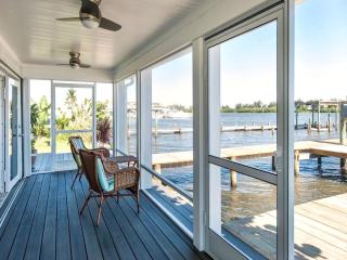 Waterfront Cottage Rental with a Heated Pool on the Indian River in Florida - 3