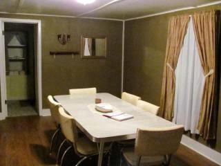 Peaceful Country Cottage near Campbellsville, Kentucky - 2