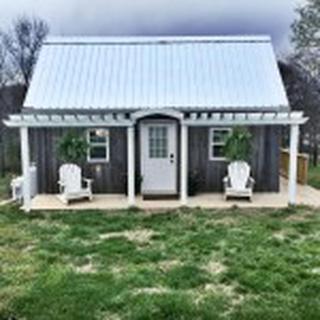 Historic Cottage Rental with Incredible Views near Clarksville, Tennessee - 0