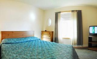 Spacious Cabin Rental with a Fireplace on Lake Delton, Wisconsin - 1