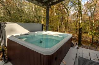 Creekside Cabin Retreat with Hot Tub & Fire Pit in Caddo Gap, Arkansas - 2