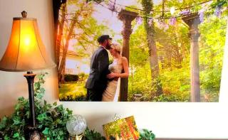 Romantic Getaway Surrounded by Gardens and Woodland Trails near Overland Park, Kansas - 1