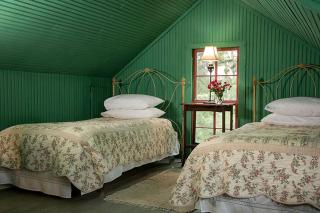 Captivating Cabin with Vintage Decor on Working Ranch and B&B near Houston, Texas - 6