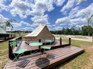 Bohemian Bell Tent for Lake Glamping near Houston - 5