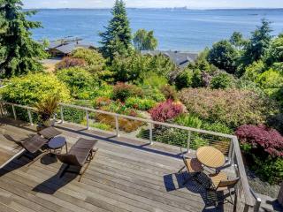 Romantic Getaway with Cozy Fireplace on Bainbridge Island, Washington - 2