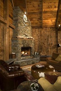 Impressive Luxury Barn Rental with Modern Features Set on Lake Superior, Wisconsin - 3