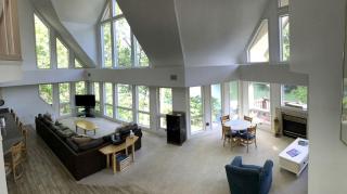 Spacious Cabin on Lake Norris in Lafollette, Tennessee - 3