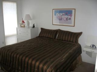 Spacious Cabin on Lake Norris in Lafollette, Tennessee - 2
