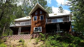 Gorgeous Cabin Rental on 10 Acres in Coeur D'Alene Mountains, Idaho - 3