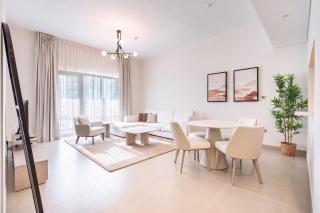Bright Luxe Home in Yas Island - 4