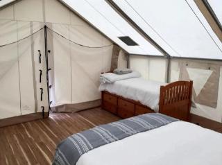 Spacious Safari Tent Rental Ideal for Glamping near NYC - 8