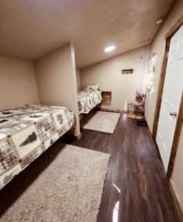 Rustic Sleeper Cabins with Fire Pit Near Orofino, Idaho - 7