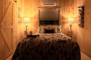 Cabin Retreat with Fire Pit & Scenic Ridge Views in Caddo Gap, Arkansas - 5