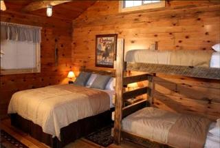 Family-Friendly Lodge Suite Rental Located near Smoky Hills State Forest in Osage, Minnesota - 3
