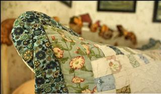 Romantic Bed and Breakfast Getaway with a Fireplace in Lincoln, Nebraska - 2