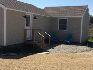 Compact Vacation Rental with Wi-Fi near Sawyers Beach, New Hampshire - 0