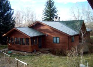Secluded Cabin Rental for a Whitewater Rafting Getaway in Absarokee, Montana - 0