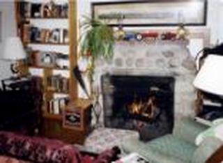 Pet-Friendly Accommodation on a 50-Acre Property near the Lakes Region of Maine - 3