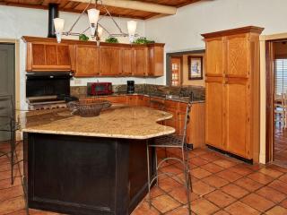 Luxury Adobe-Style Cabin Getaway with Fantastic Views in El Paso, Texas - 4