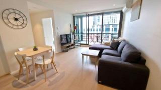 LV 16 Docklands Escape With Yarra River Views - 0