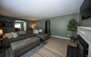 Spacious 4BR Home for Groups, Outdoor Adventures & Family Getaways - 9