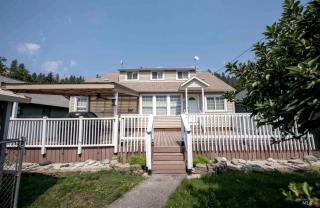 Spacious 4BR Home for Groups, Outdoor Adventures & Family Getaways - 0